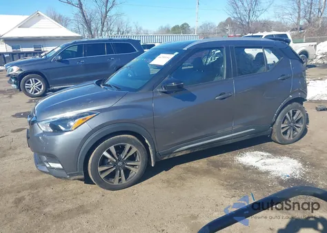 2020 Nissan Kicks Sr Xtronic Cvt z USA, uszkodzony, nr VIN 3N1CP5DV8LL557020